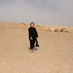 2009.3 - In Saudi Arabia, even in the desert you wear a black abaya