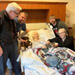 2023.3 - In hospice with Andy, grandsons Andy and Alex, Viki and cat Mowgli